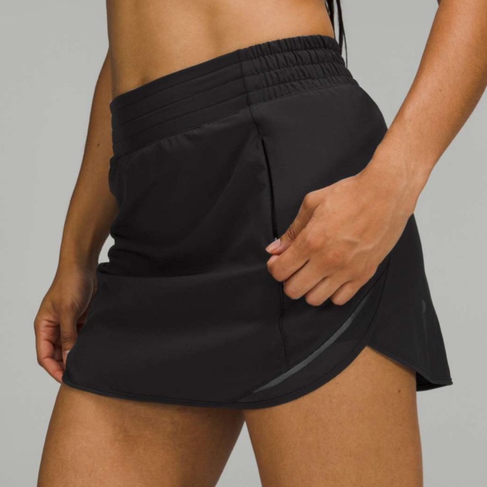 Lululemon Hotty Hot High-Rise Skirt